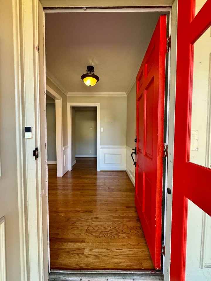 2723 Huntington Road - Photo 2 of 27