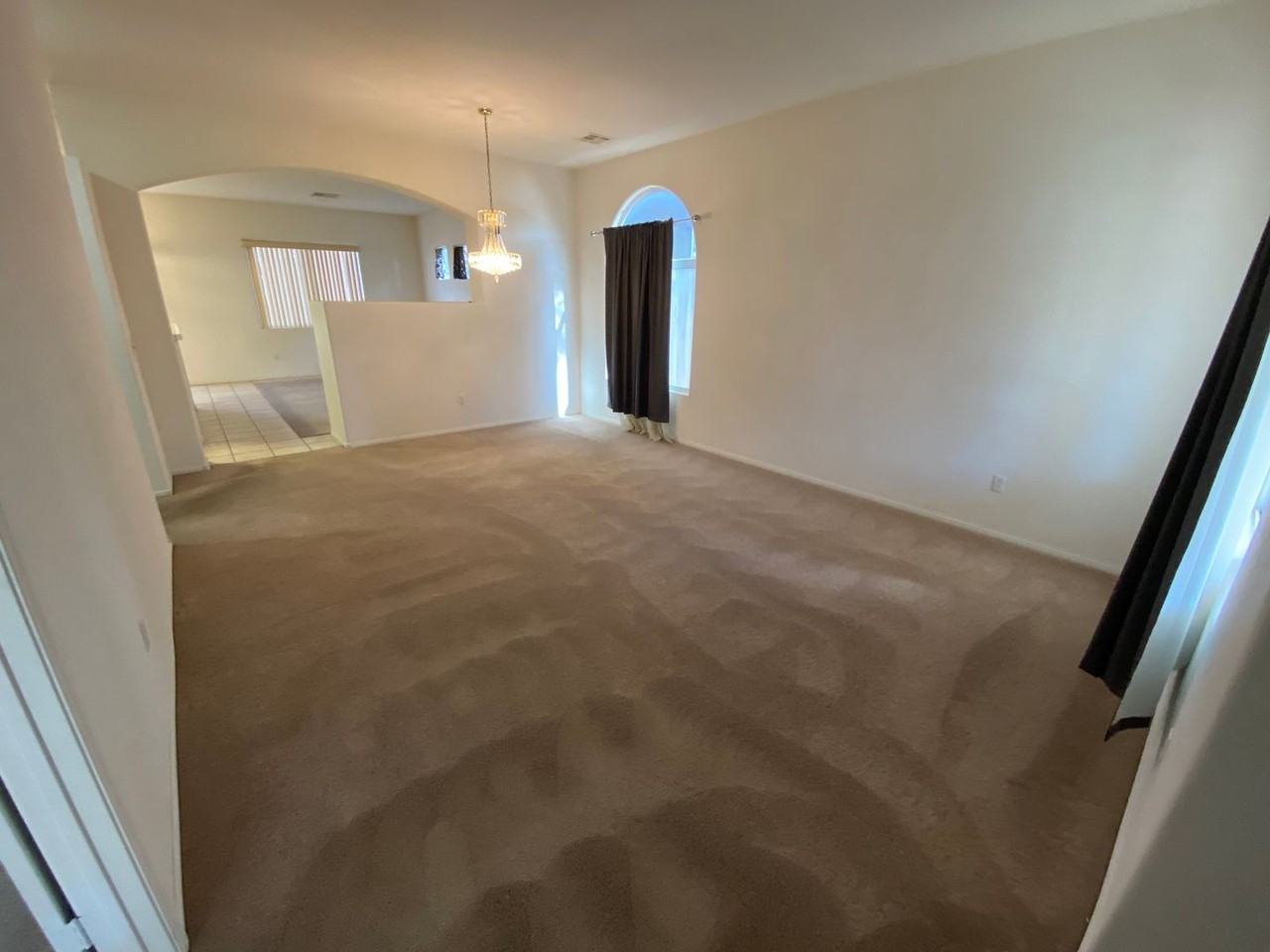 1318 Passiflora Dr - Photo 3 of 17