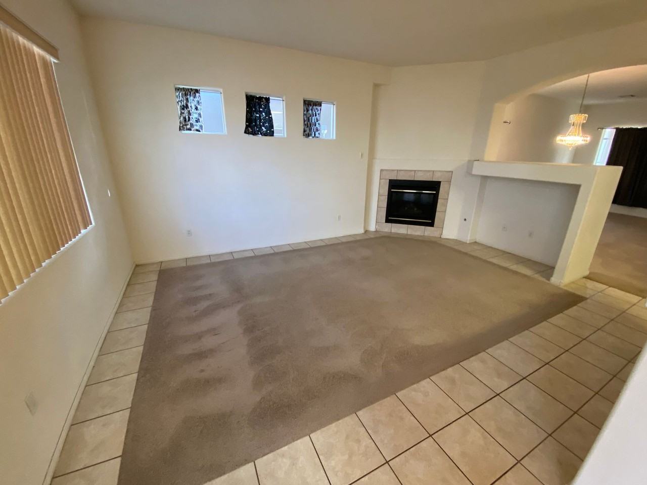 1318 Passiflora Dr - Photo 4 of 17