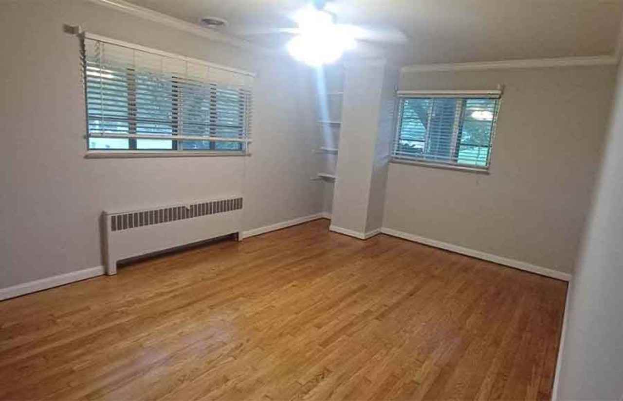 1342 Spring Lawn Ave - Photo 3 of 11