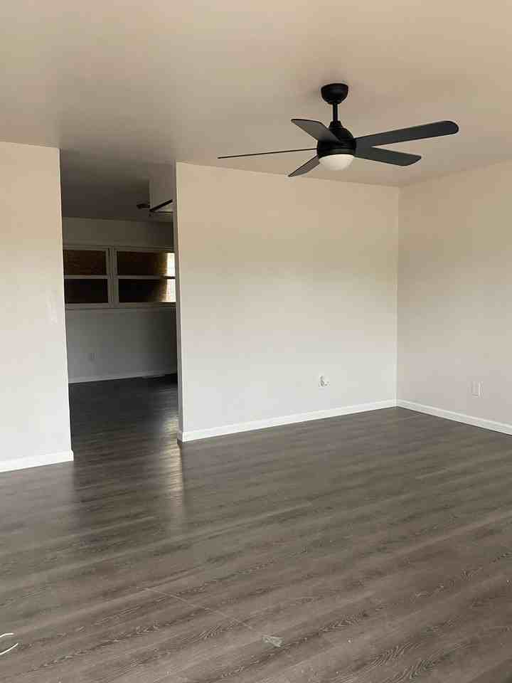 1156 Camp Jackson Rd - Photo 2 of 9