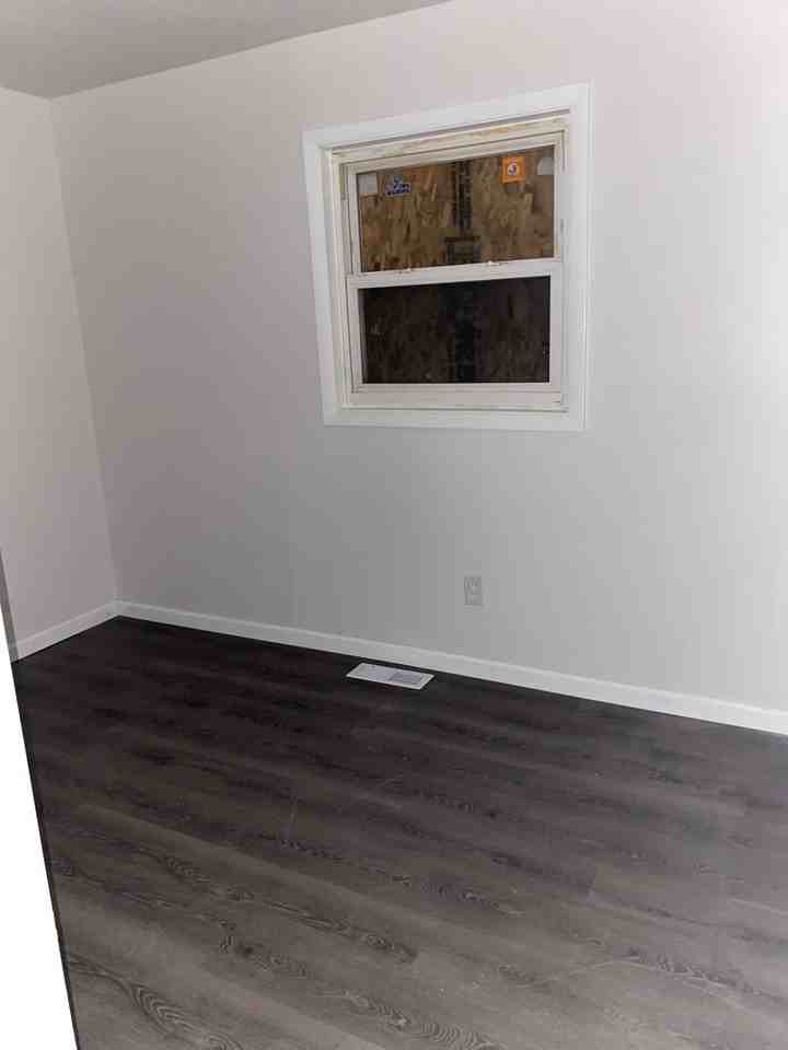 1156 Camp Jackson Rd - Photo 7 of 9