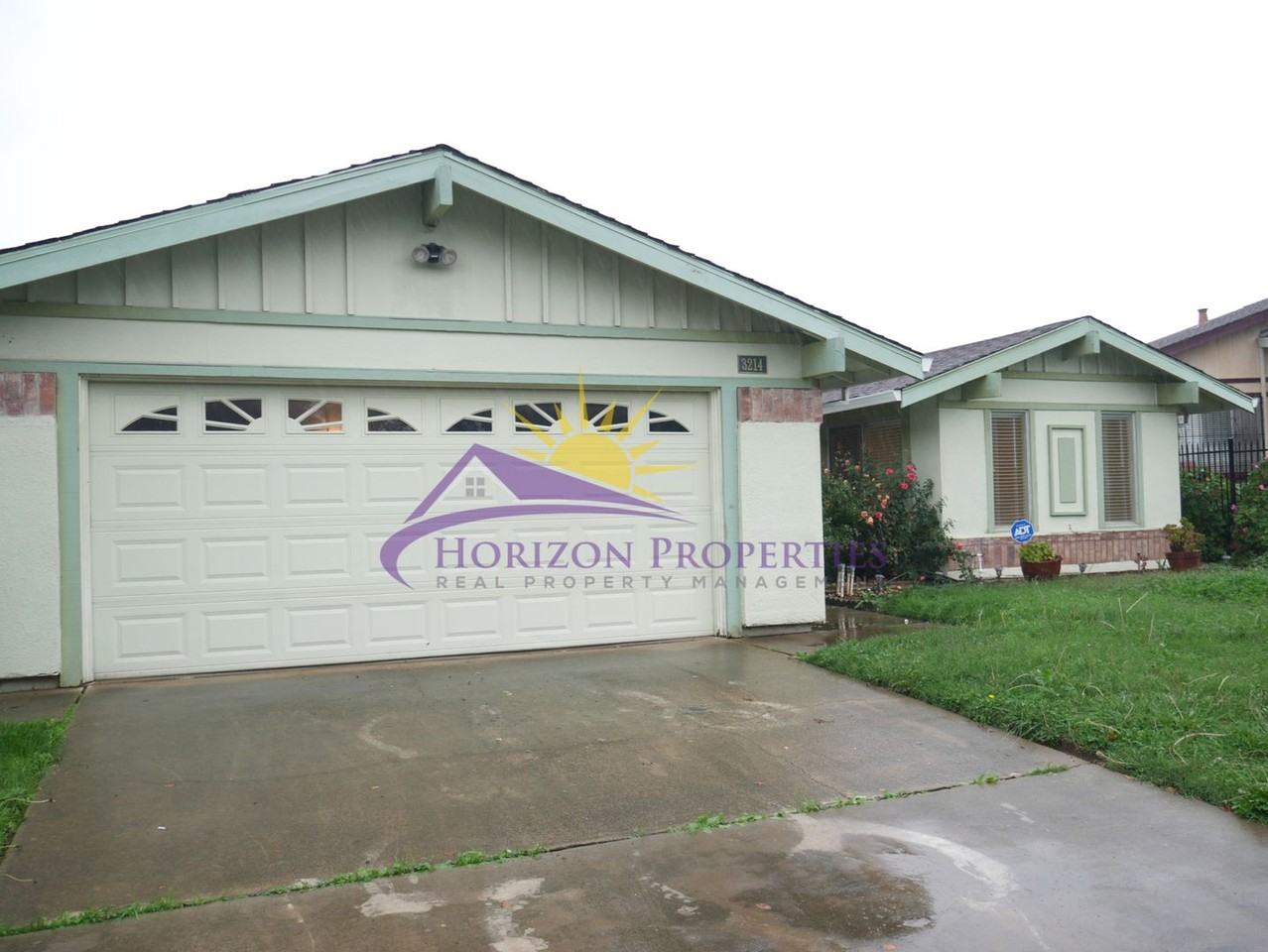 3214 Pegasus Way - Photo 2 of 26