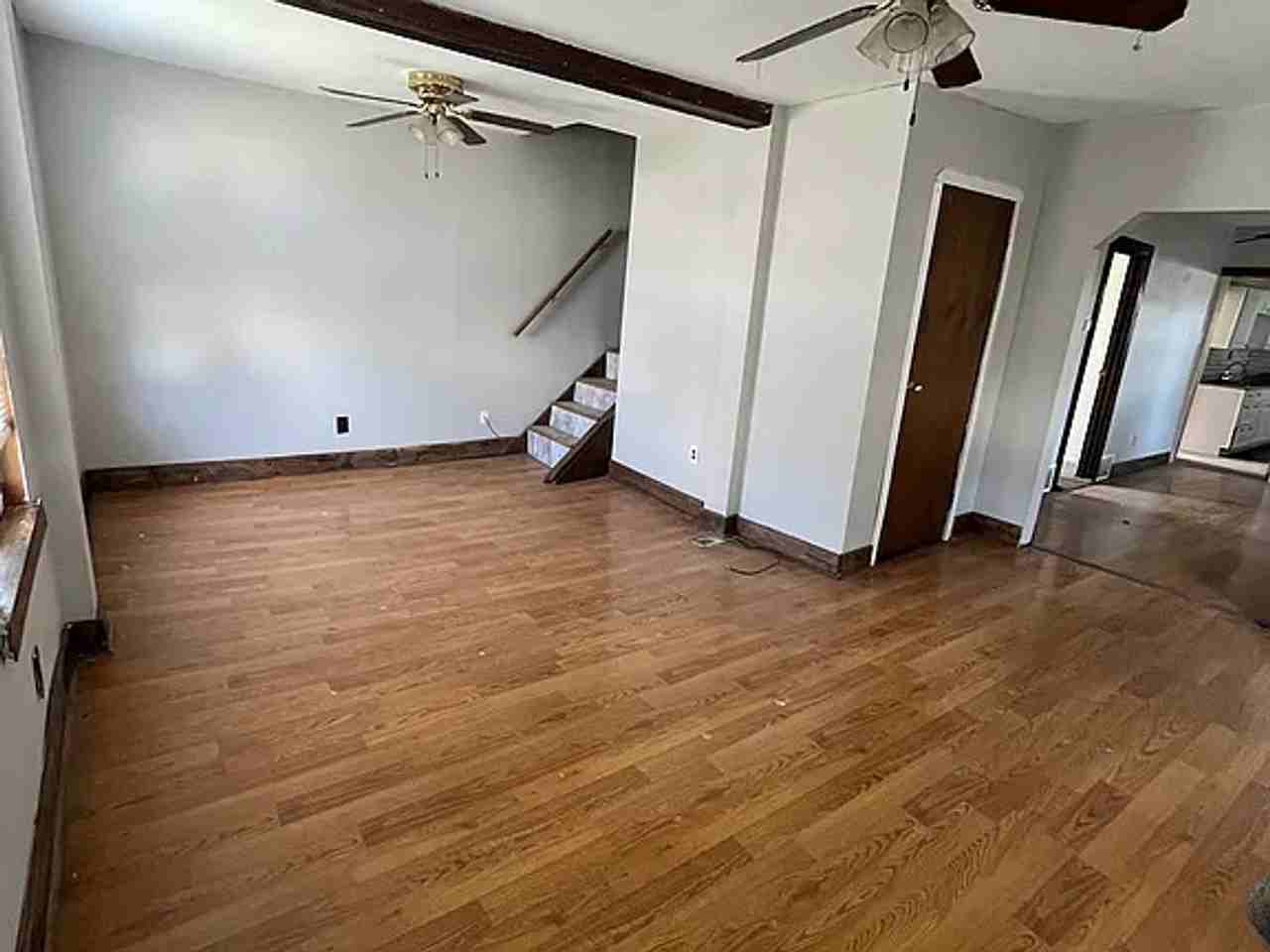 3220 East 48th Street - Photo 7 of 12