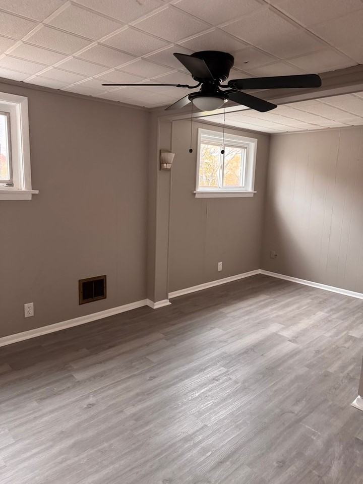 1047 Hamilton Avenue - Photo 5 of 7