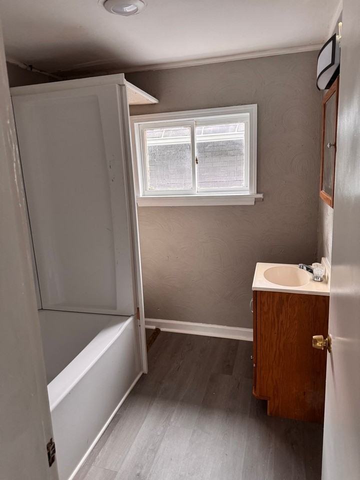 1047 Hamilton Avenue - Photo 7 of 7