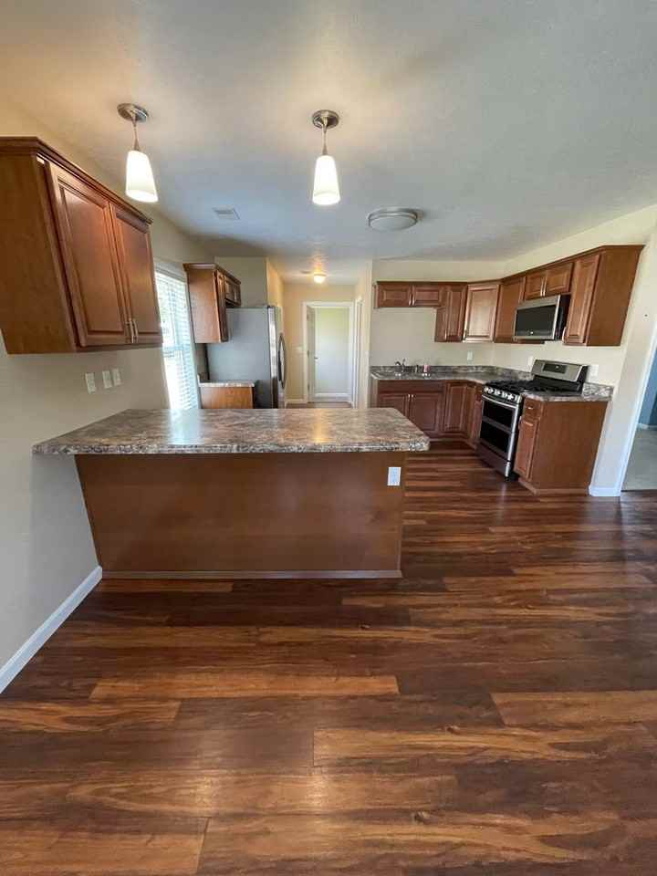 3524 Tuttle Ave - Photo 4 of 19