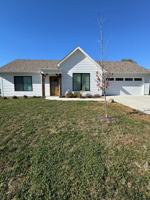 featured image of 185 North Luna Lane