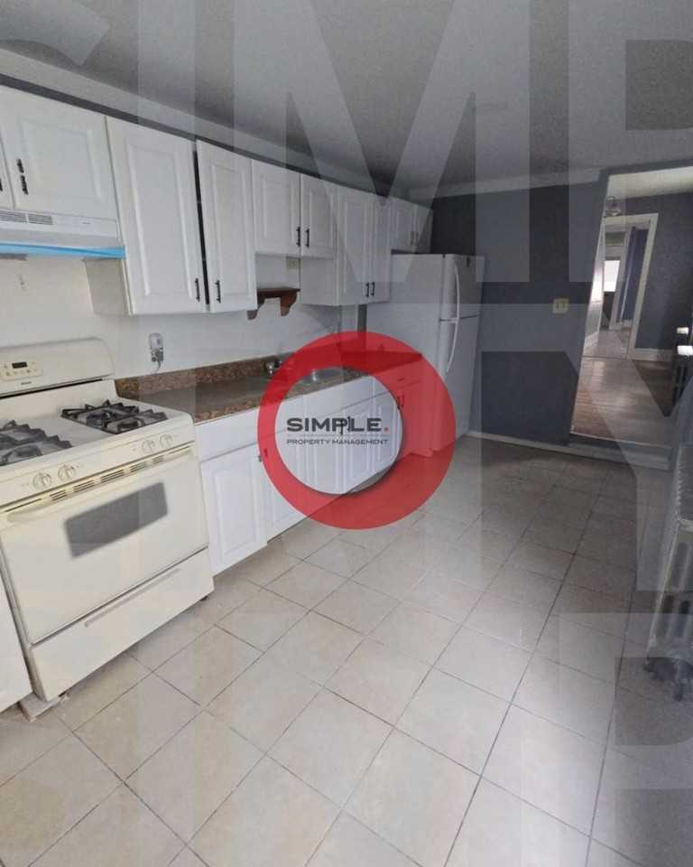 1558 Perkiomen Avenue - Photo 2 of 12