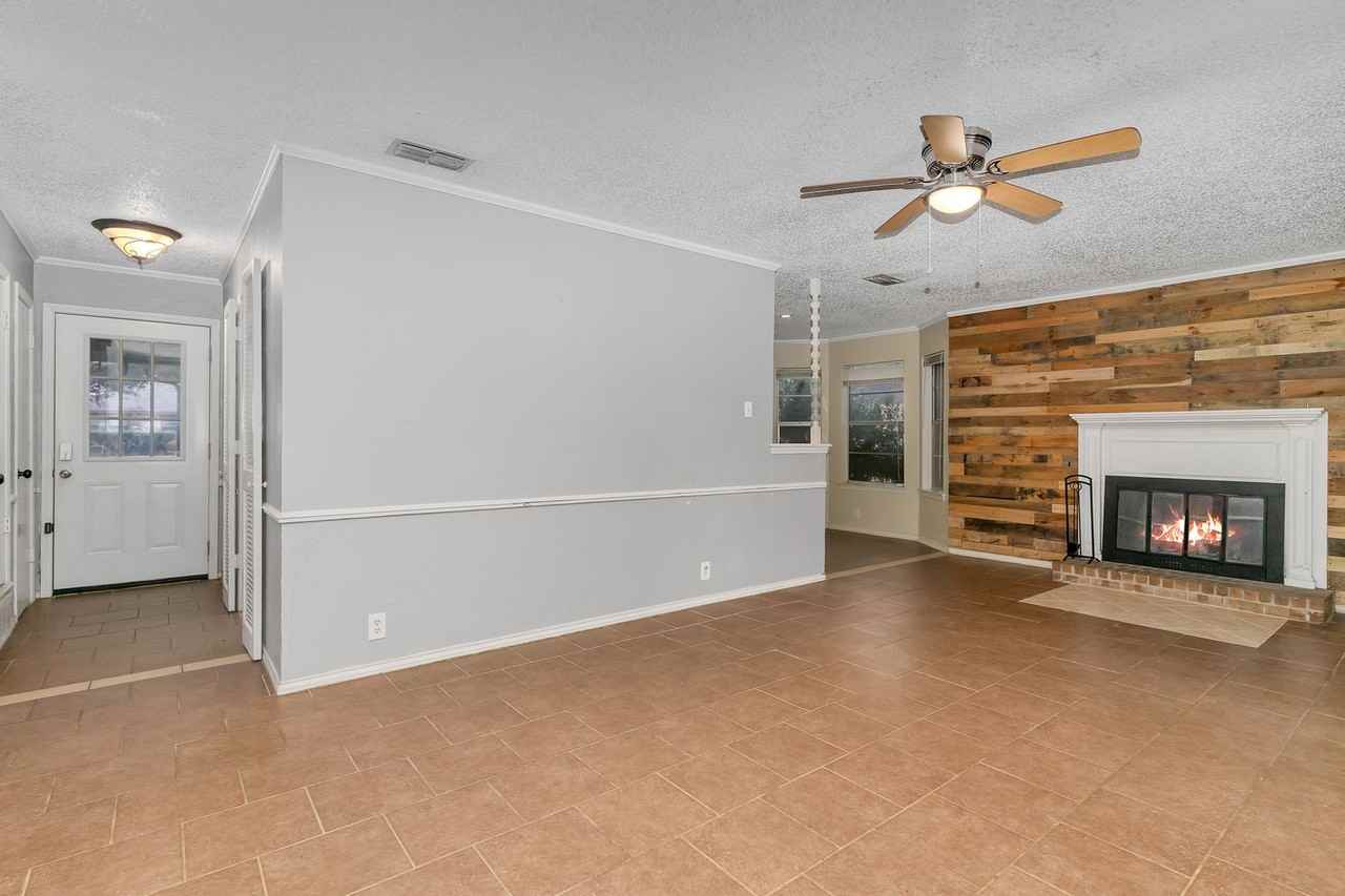 1602 Spring Branch Dr - Photo 6 of 19