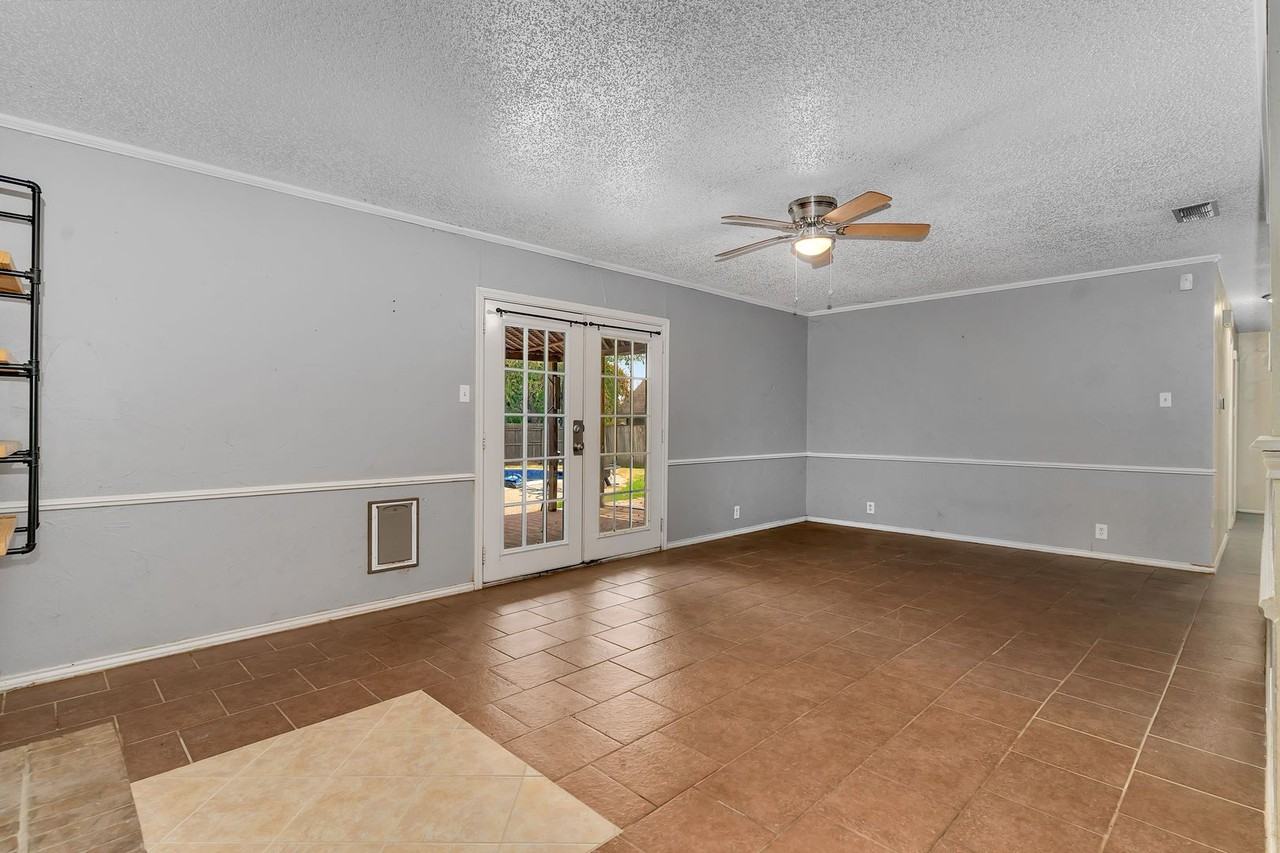 1602 Spring Branch Dr - Photo 7 of 19