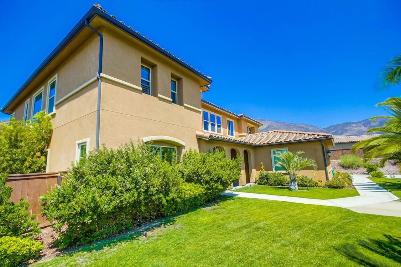 408 Coastal Hills Dr - Photo 3 of 50