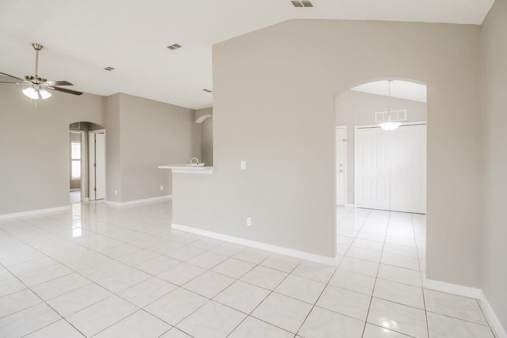 1257 Ardmore St - Photo 6 of 16