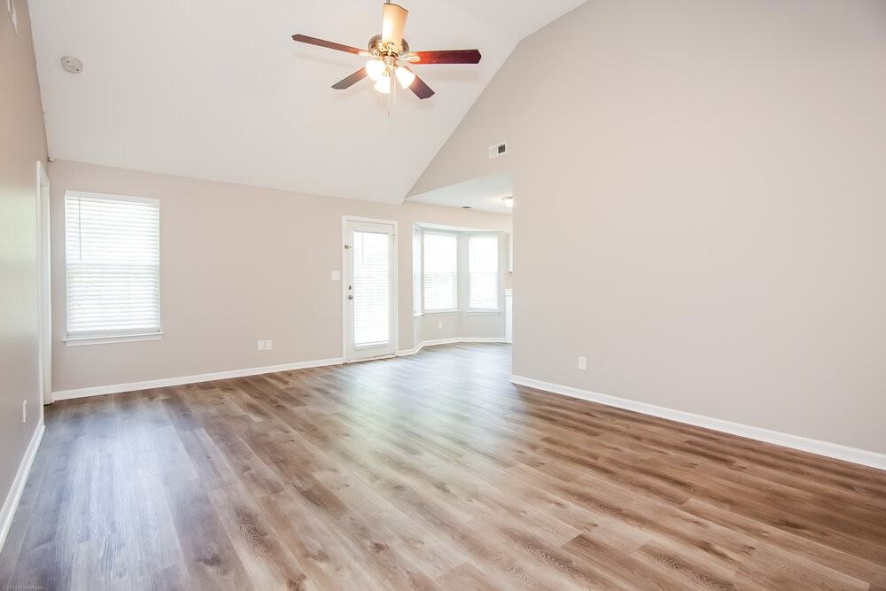 7212 Kavan Hunter Dr - Photo 3 of 16