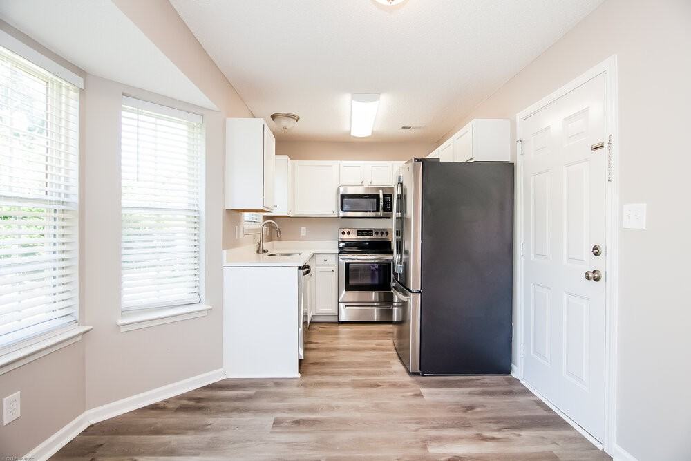 7212 Kavan Hunter Dr - Photo 5 of 16