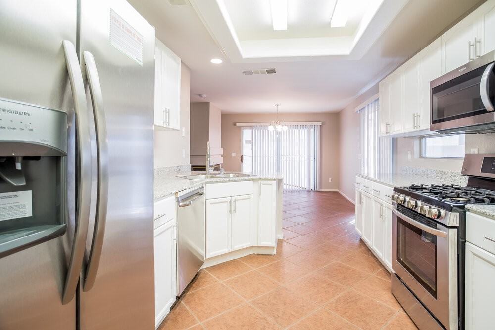 3307 Epson St - Photo 7 of 16