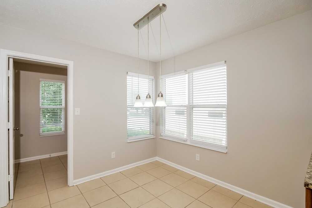 11611 Signet Ln - Photo 7 of 16