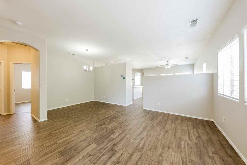 16862 W Post Dr - Photo 3 of 16