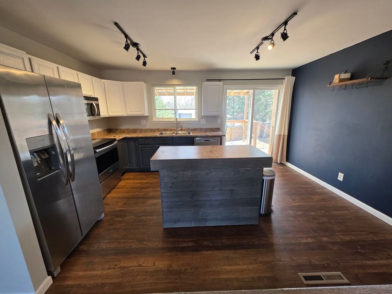 2970 Maverick Dr - Photo 6 of 24