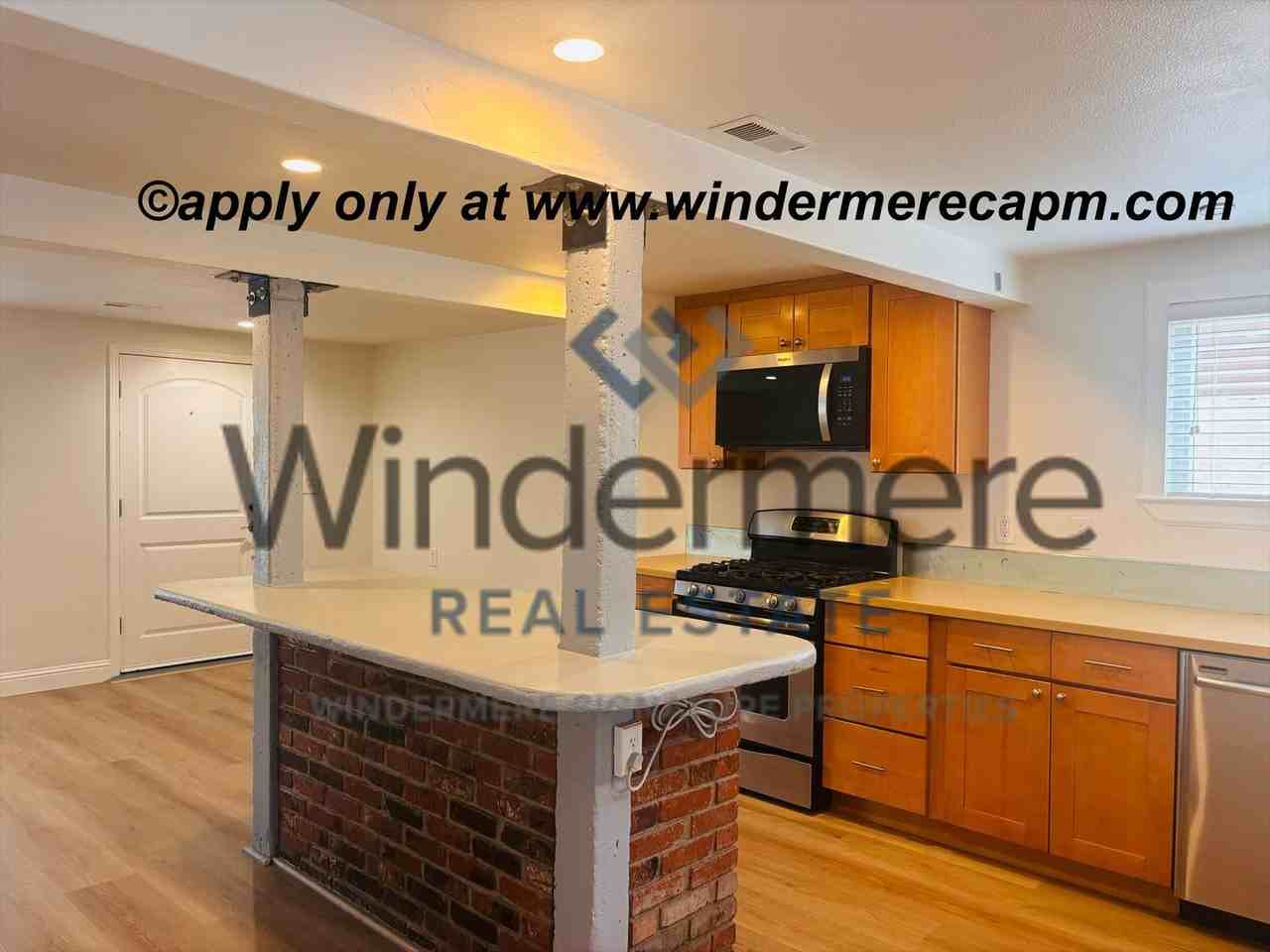 2420 37th St - Photo 7 of 29