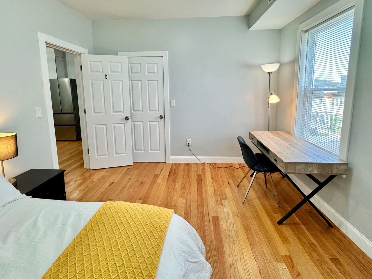 186 Hillside Street - Photo 7 of 25