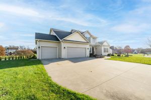 featured image of 10715 Deerfield