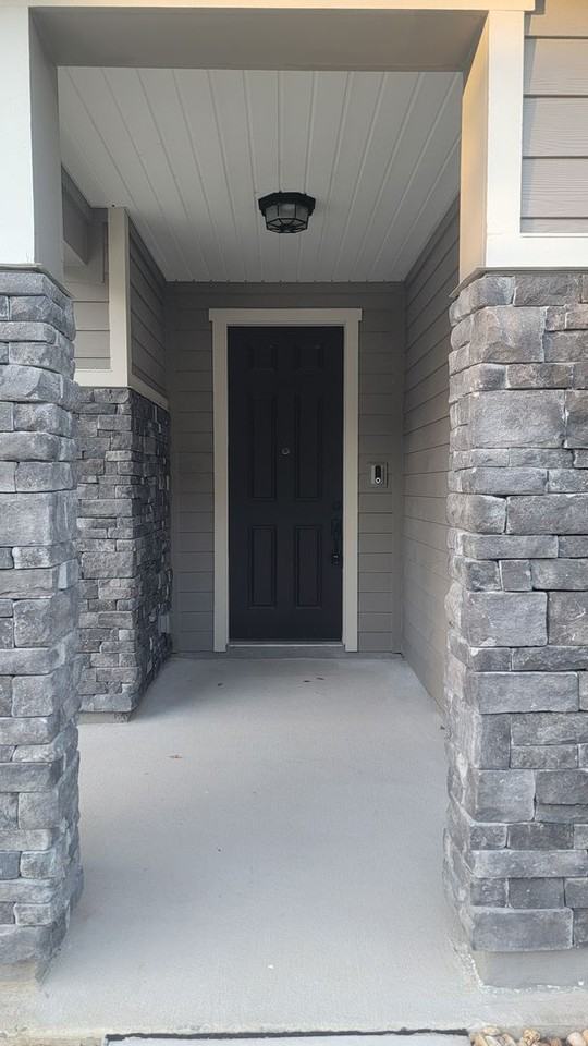 6413 Timber Cove Ct - Photo 3 of 47