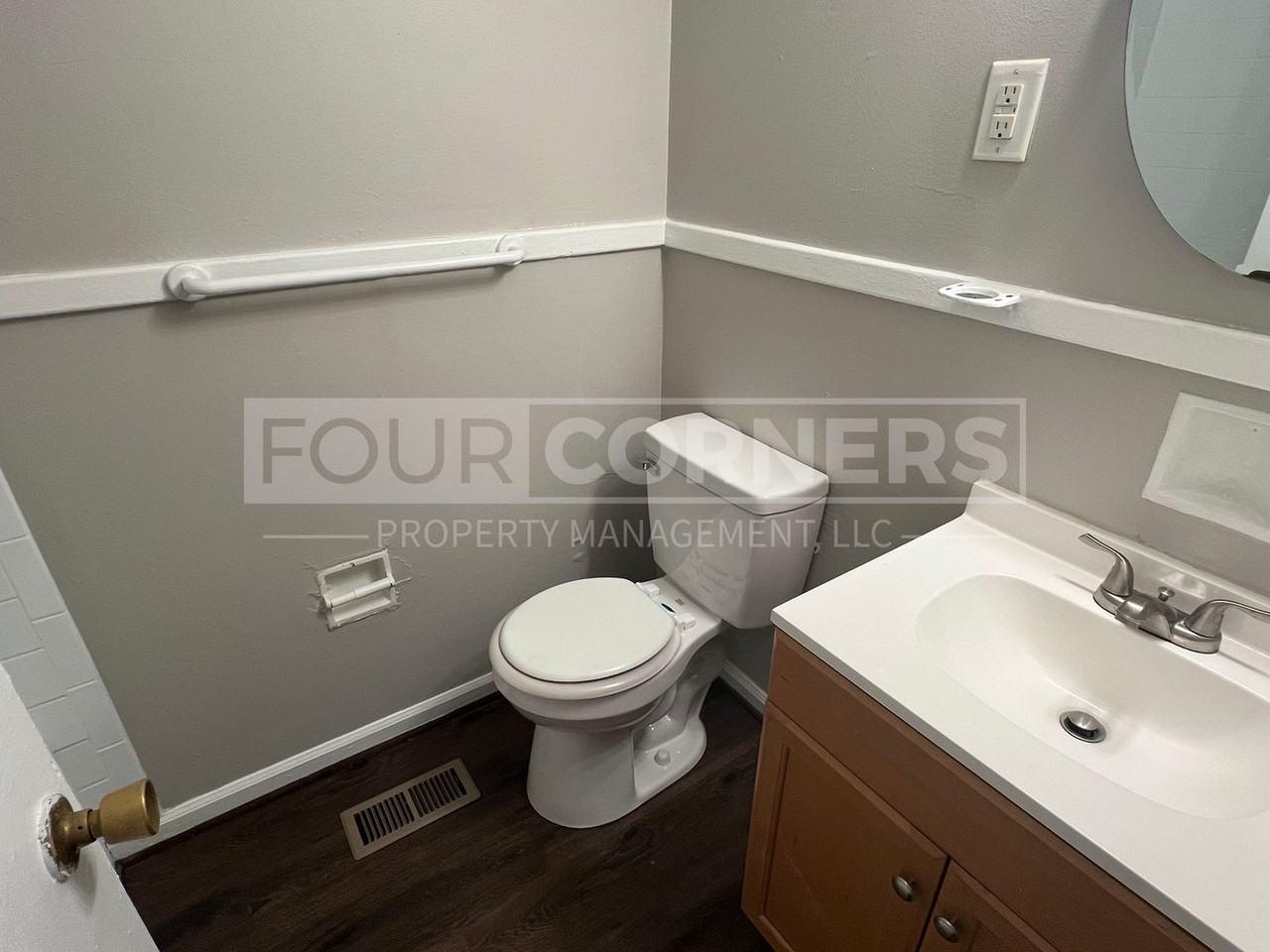 2202 Jolson Ct - Photo 7 of 7