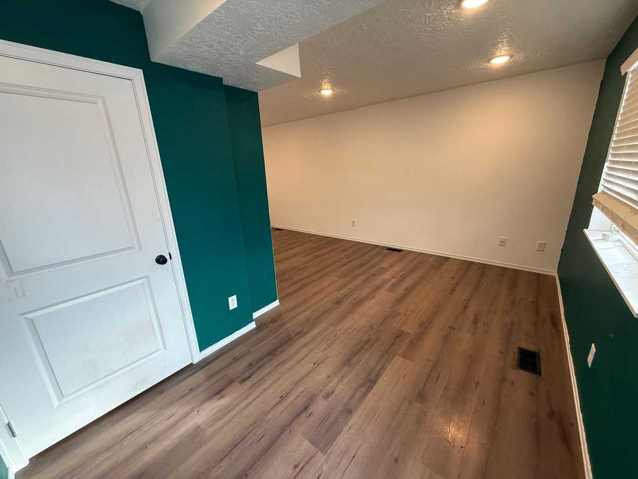 416 N Nesmith Ave - Photo 2 of 18