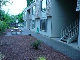 56912t - Photo 1 of 1