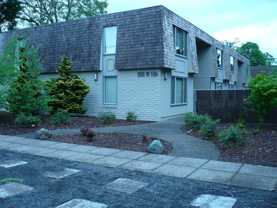 56912t - Photo 1 of 1