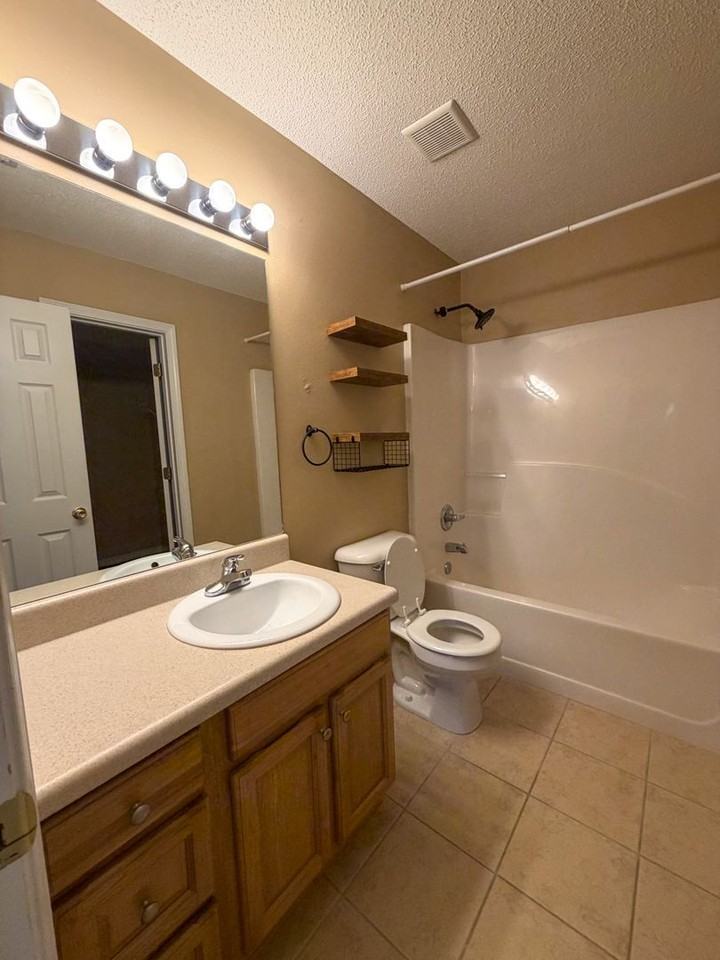 116 Lonnie Jack Drive - Photo 4 of 14