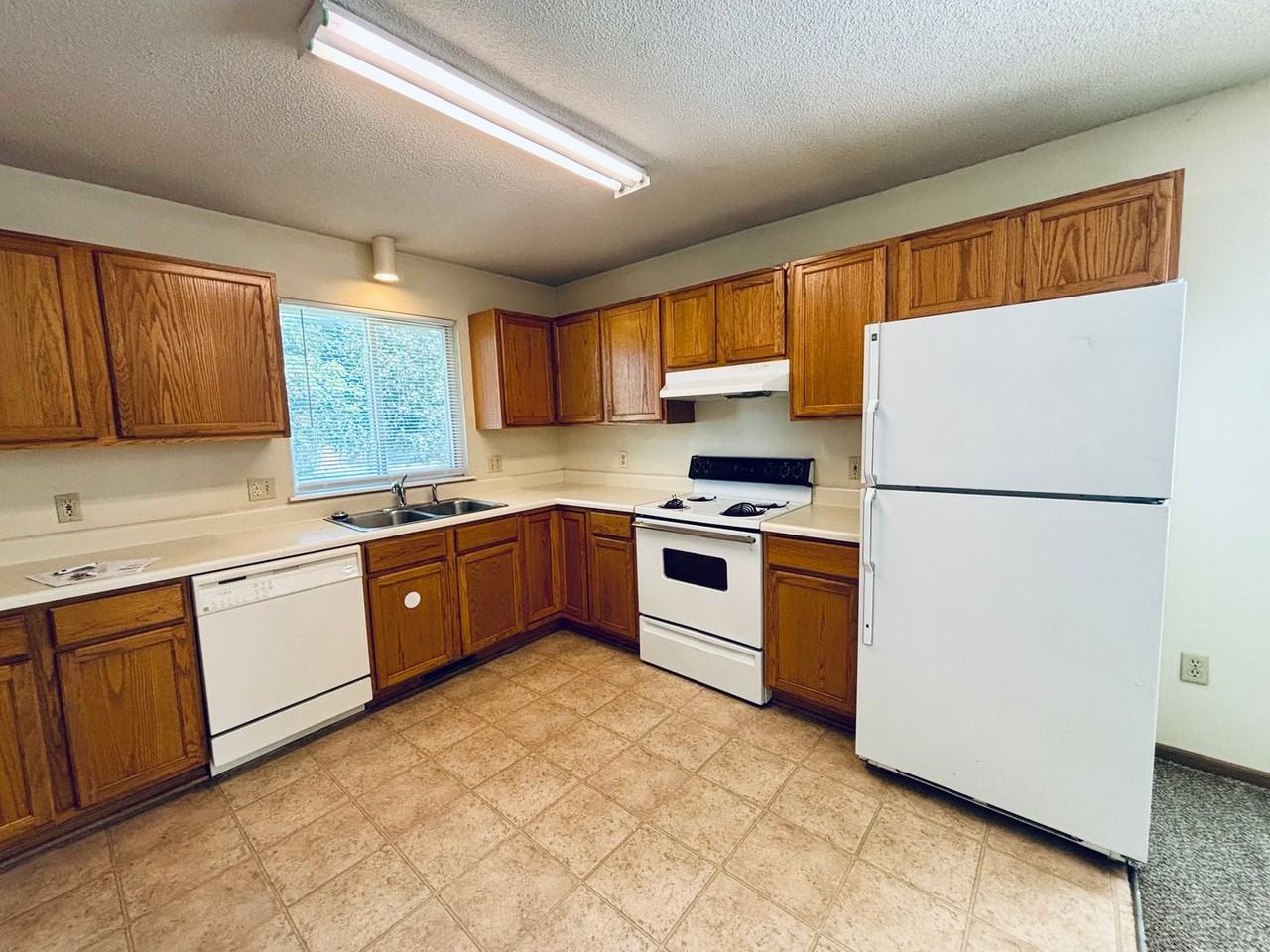 925 Bluemont Avenue #1 - Photo 5 of 16