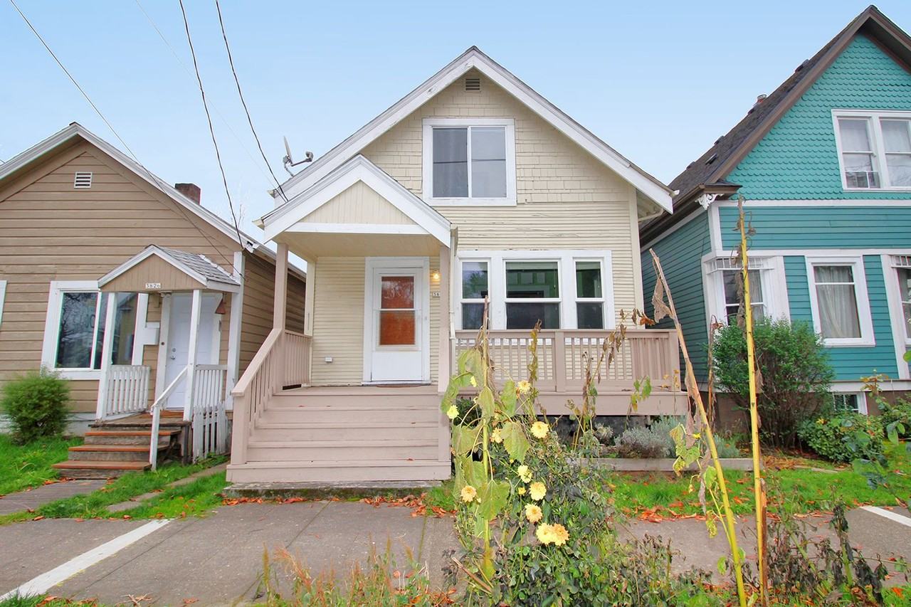 3824 North Kerby Avenue