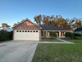 featured image of 4872 Stonewall Circle