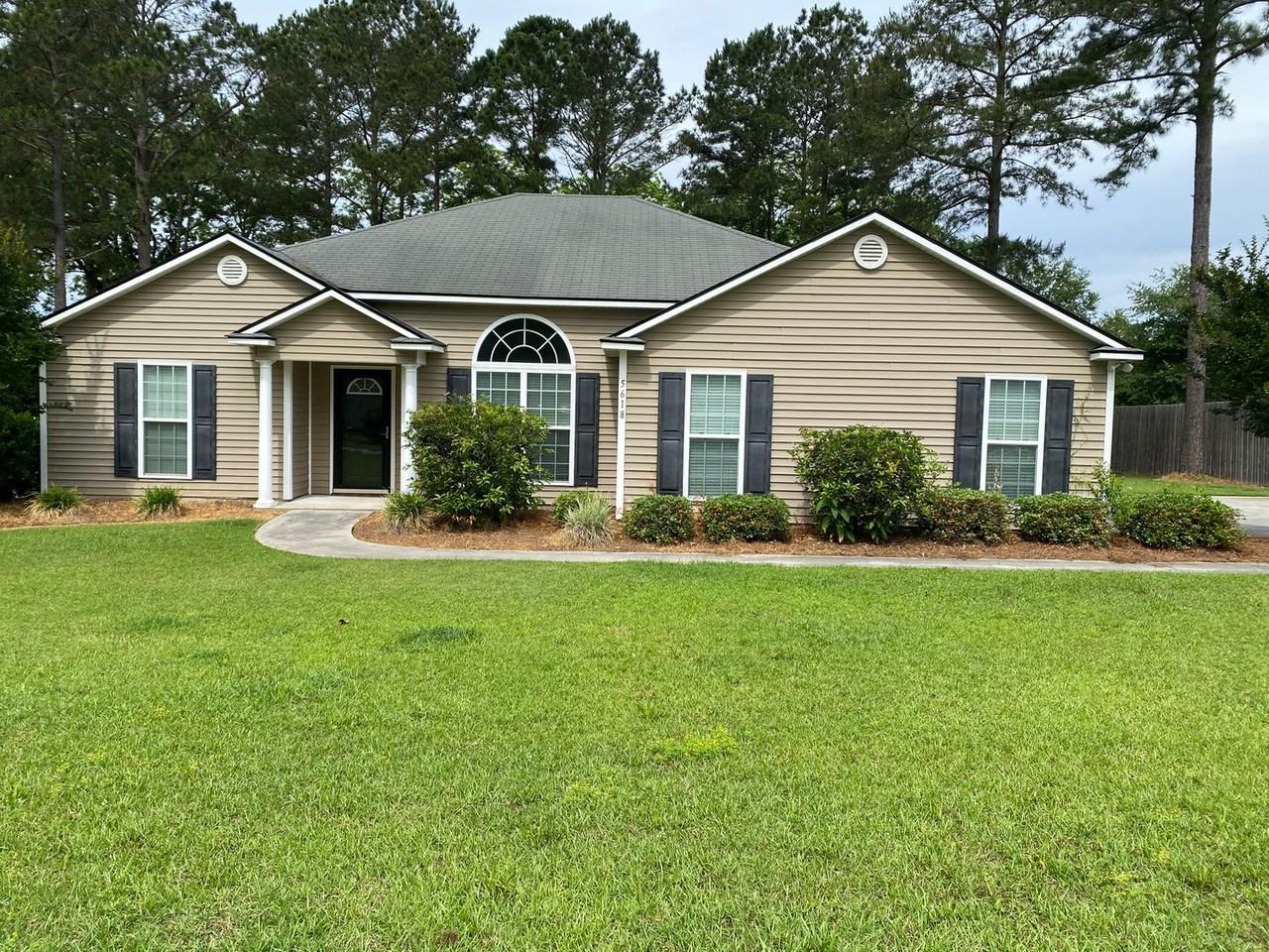 5618 Emily Ln - Photo 2 of 17