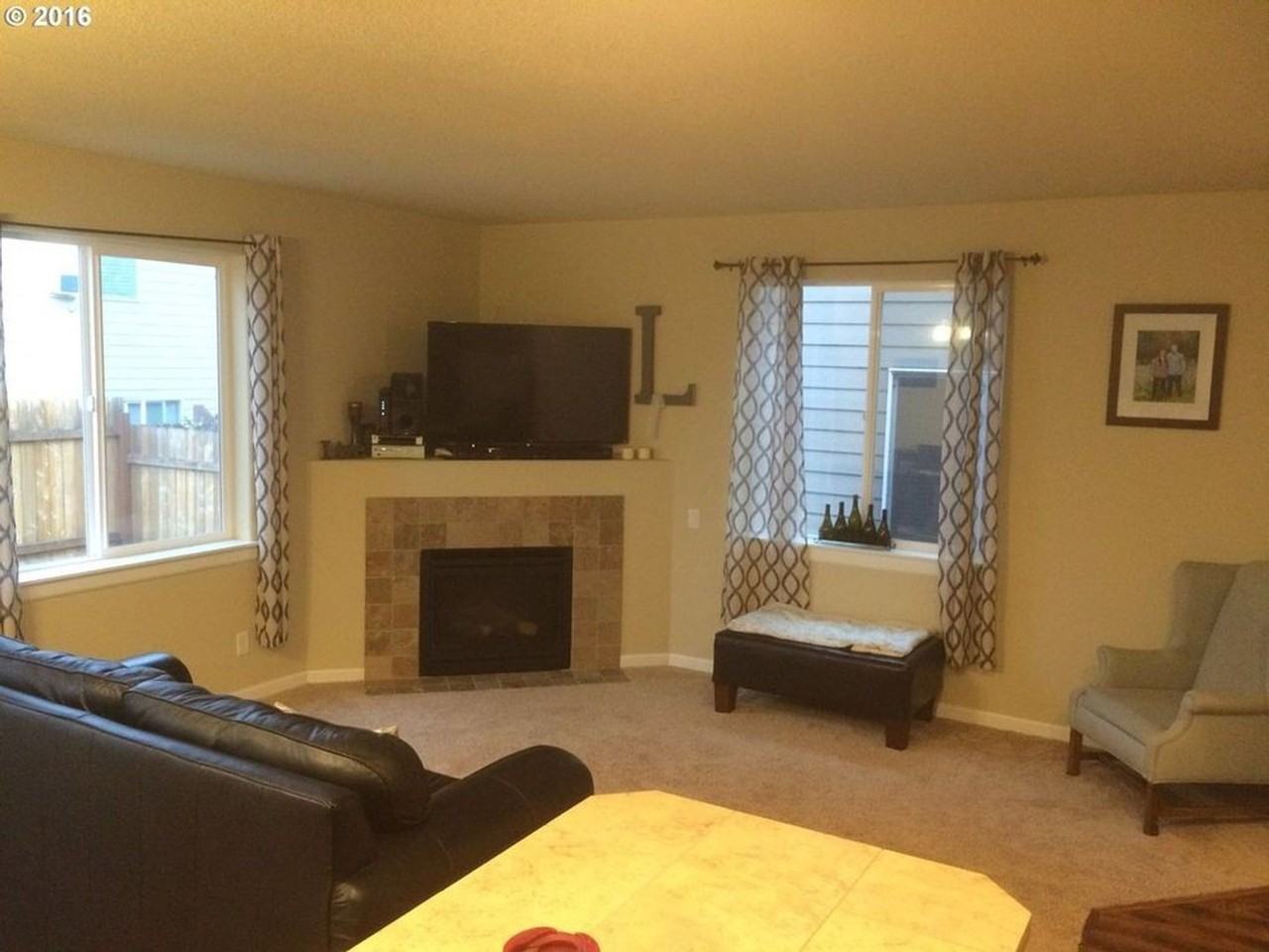 31923 Nw Pacific St - Photo 3 of 19