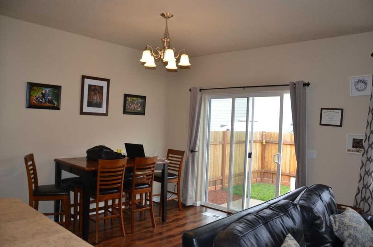 31923 Nw Pacific St - Photo 6 of 19