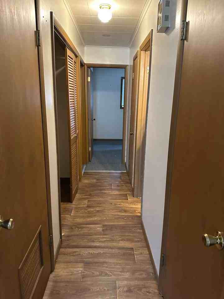 387 N Adams Ave #3 - Photo 3 of 6