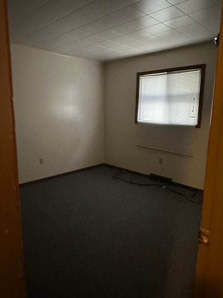 387 N Adams Ave #3 - Photo 6 of 6