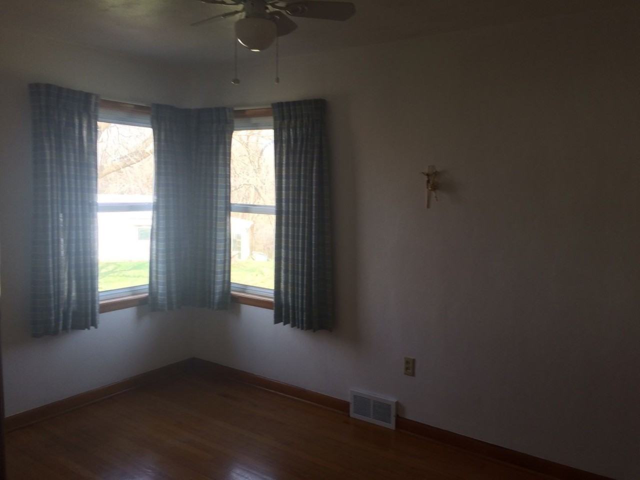 1358 Pottery Rd - Photo 5 of 13