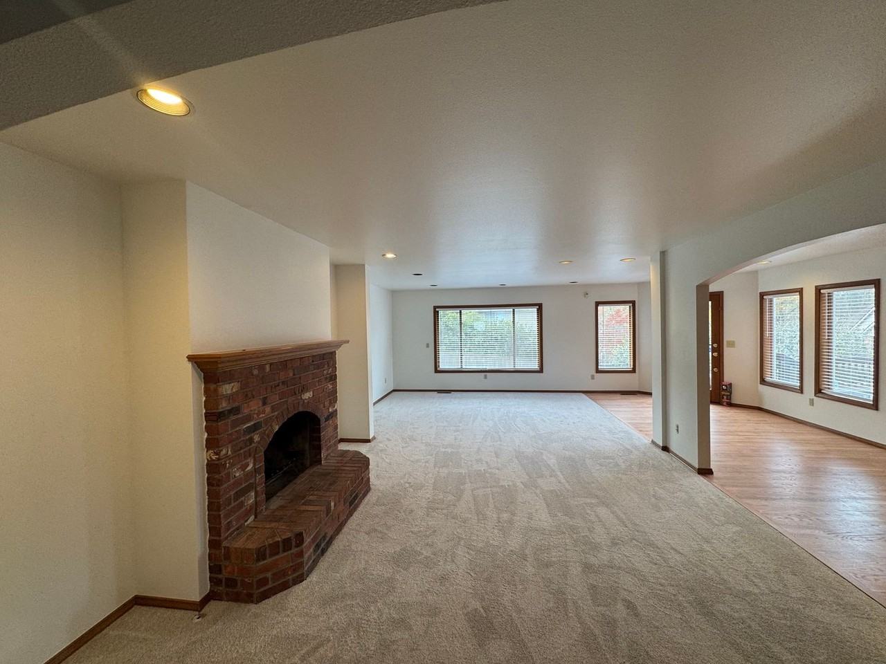 33101 12th Court Southwest - Photo 6 of 29