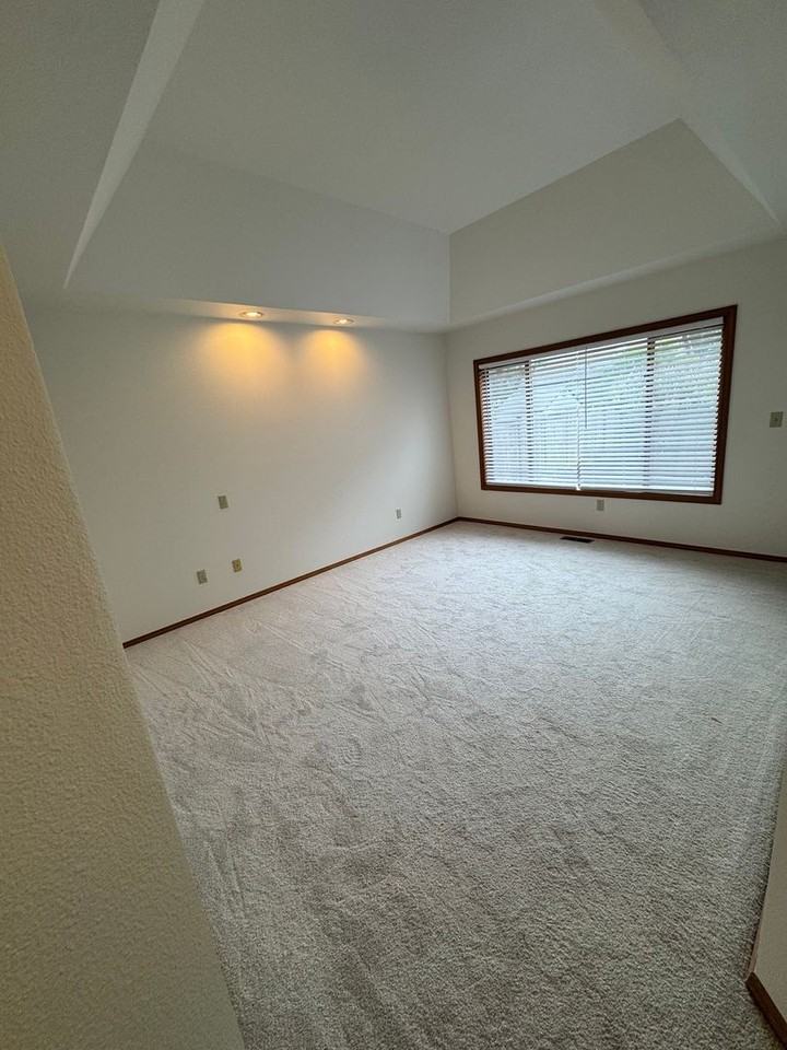 33101 12th Ct Sw - Photo 5 of 29