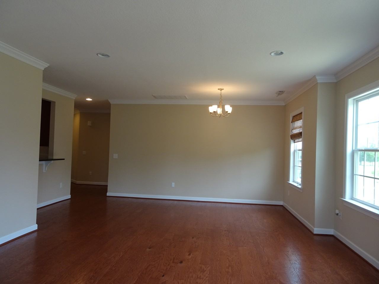 802 Braemar Crk - Photo 6 of 22