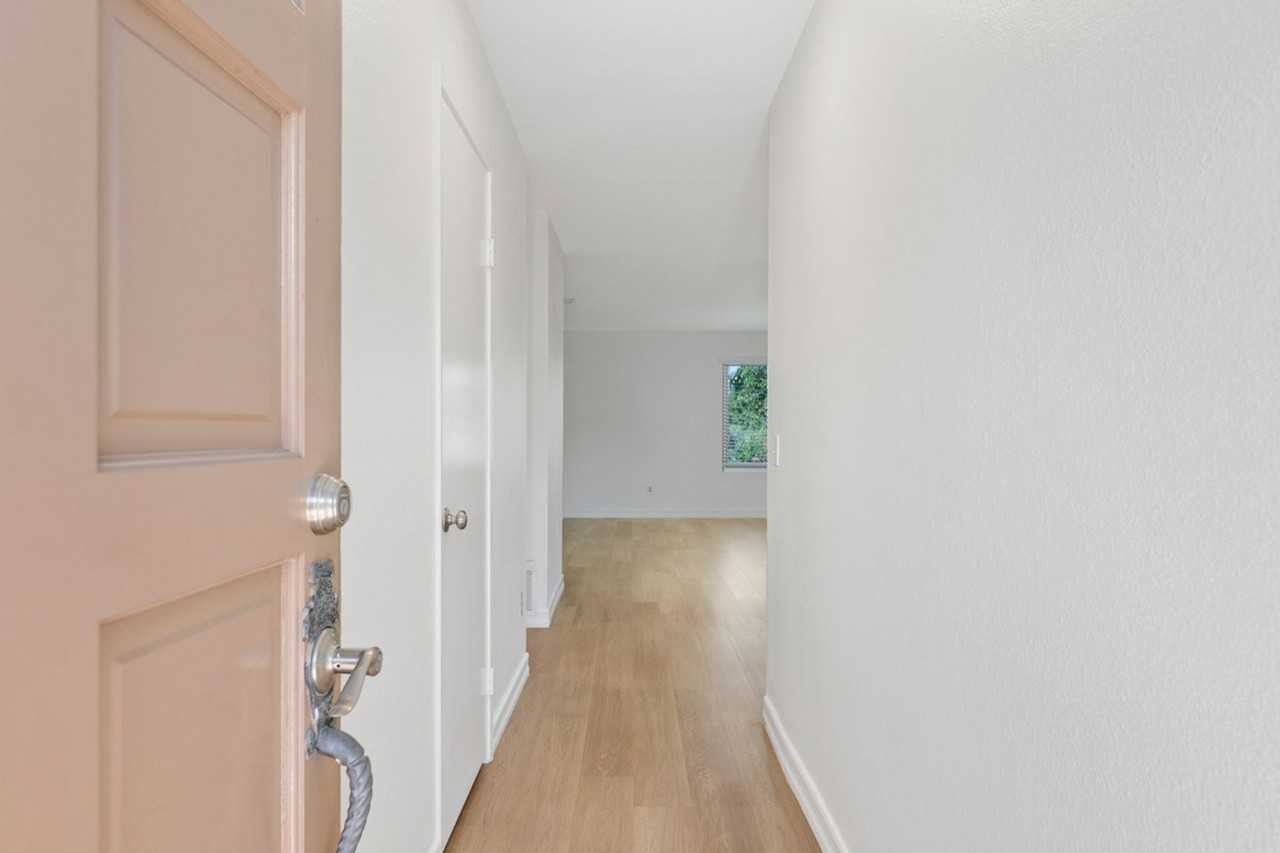 16924 Caminito Santico - Photo 6 of 25