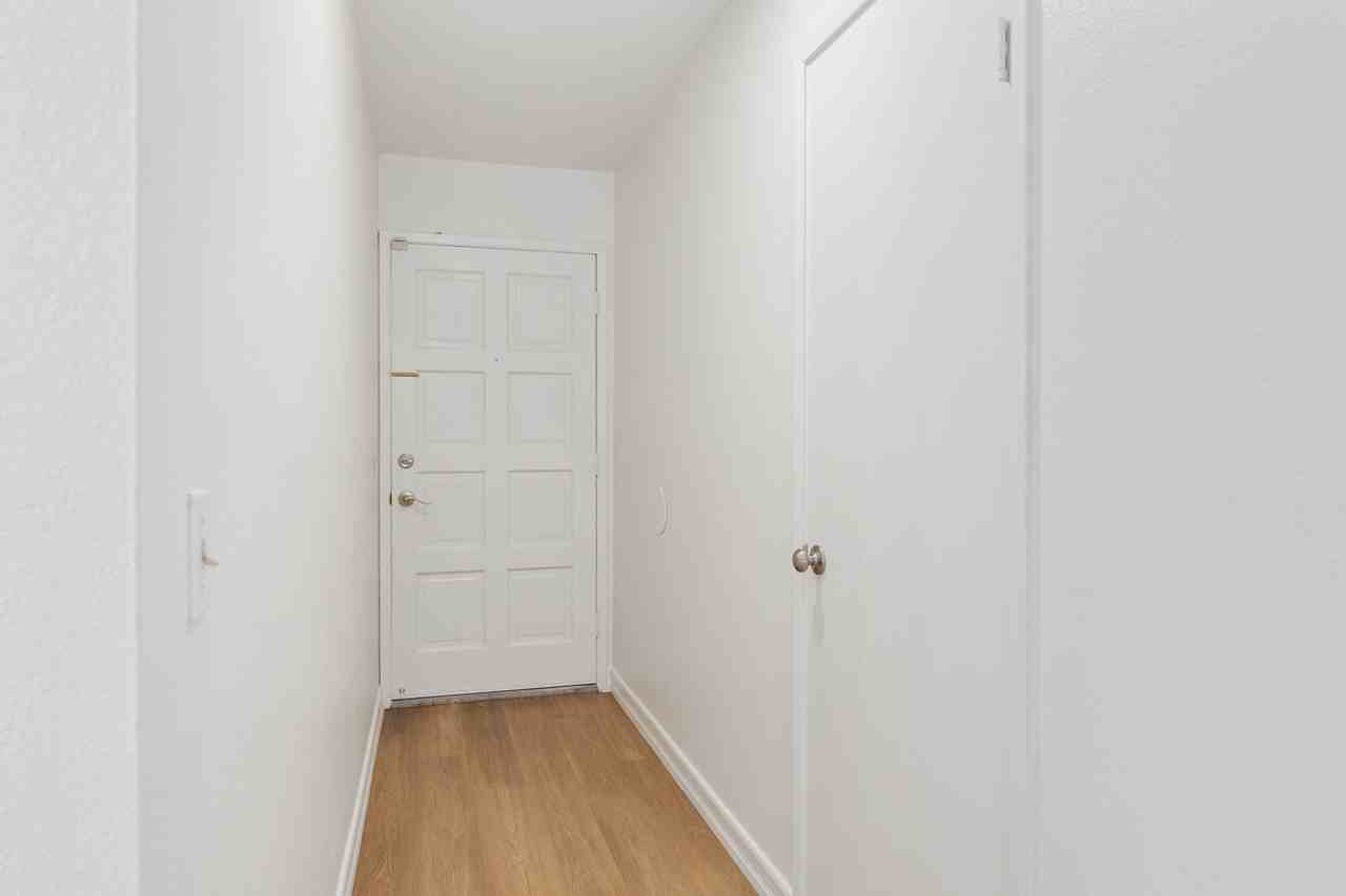 16924 Caminito Santico - Photo 7 of 25