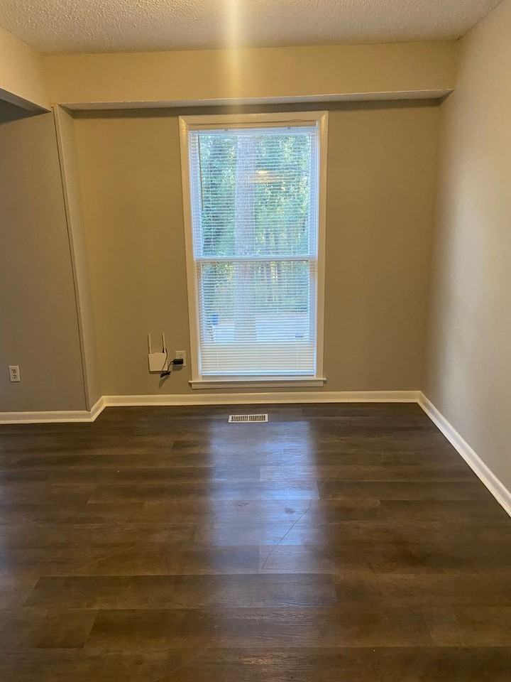 280 Driftwood Cir - Photo 7 of 14