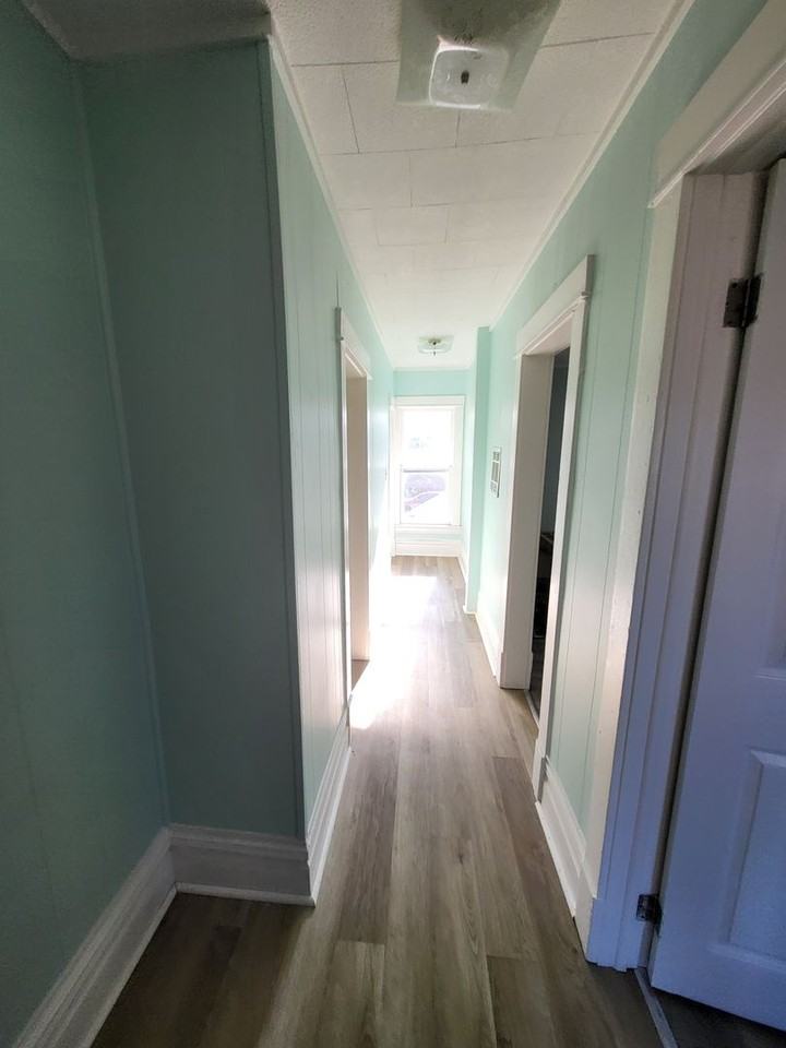 233 Delaware Avenue - Photo 4 of 9