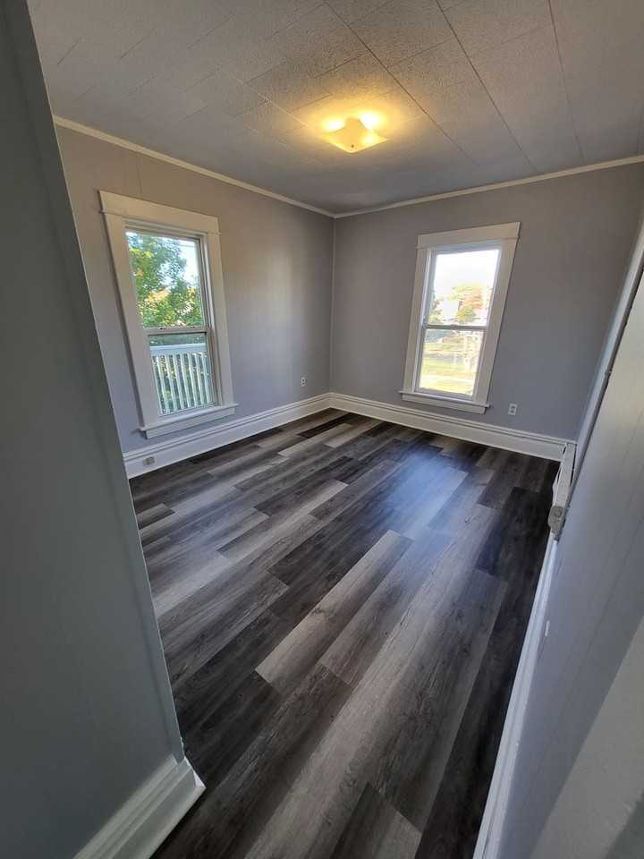 233 Delaware Avenue - Photo 6 of 9