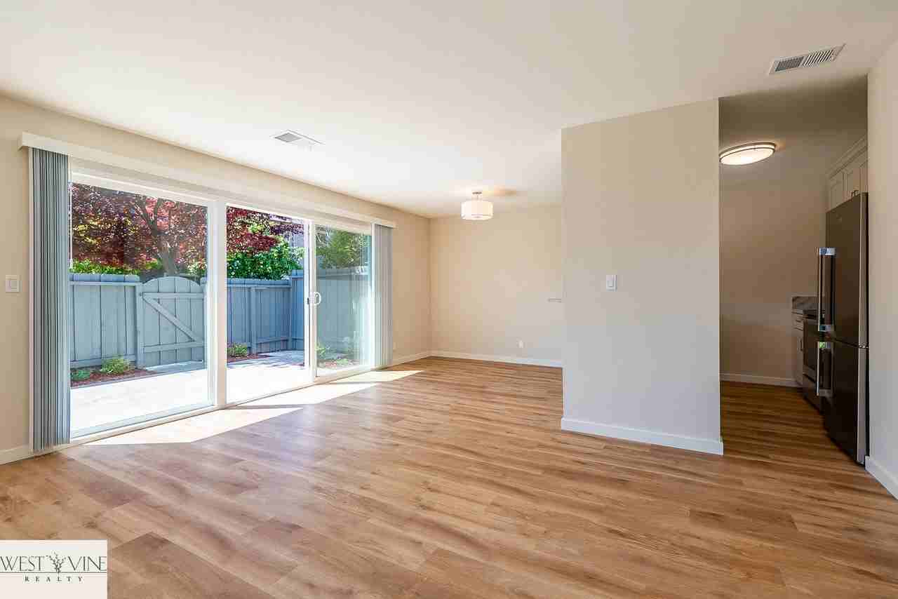 4726 Strawberry Lane - Photo 2 of 16